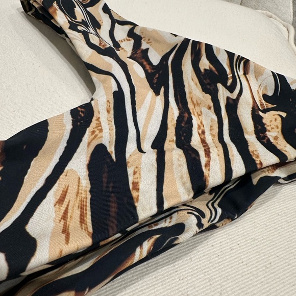 Skatie Swim Set - Picture 4 of 4